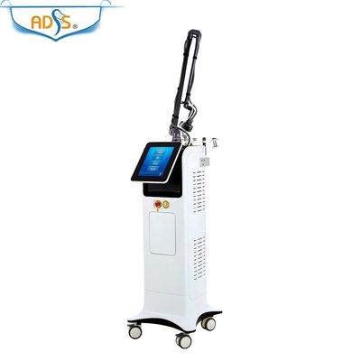 Usuwanie blizn Frakcyjna maszyna laserowa CO2 60 W 22 * ​​35 mm 12 * 20 mm Rozmiar plamki