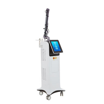 Usuwanie blizn potrądzikowych Maszyna laserowa Fractional CO2 Chłodzenie powietrzem 2 lata gwarancji
